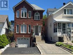 85B MAYBOURNE AVENUE Toronto, ON M1L 2W3