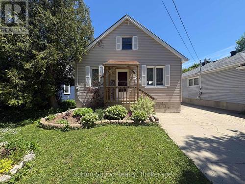 1139 4TH AVENUE W  Owen Sound, ON N4K 4W3
