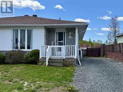 56 Farrell CRES Elliot Lake, ON P5A 3N2