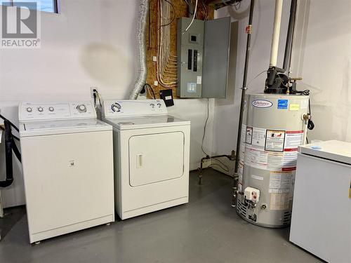 56 Farrell Cres, Elliot Lake, ON - Indoor Photo Showing Laundry Room