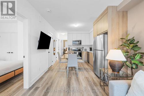 Unit B - 449 Lansdowne Avenue, Toronto, ON - Indoor