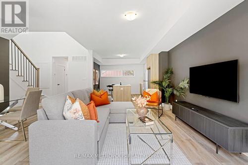 Unit D - 449 Lansdowne Avenue, Toronto, ON - Indoor Photo Showing Living Room