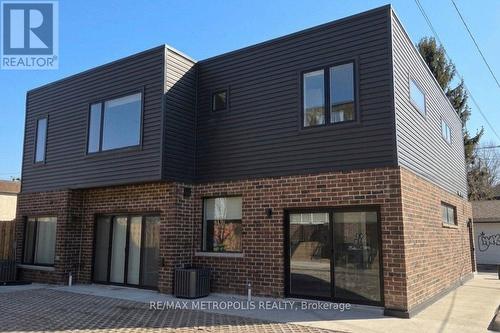 Laneway (449 is on the left) - 449 Lansdowne Avenue, Toronto, ON - Outdoor With Exterior