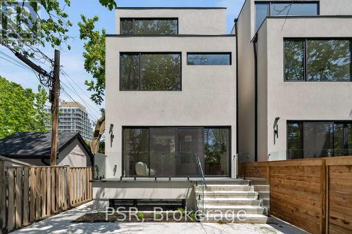 538 Duplex Avenue, Toronto, ON - Outdoor
