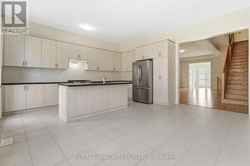 277 Wesmina Avenue, Whitchurch-Stouffville, ON - Indoor Photo Showing Kitchen