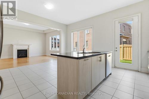 277 Wesmina Avenue, Whitchurch-Stouffville, ON - Indoor With Fireplace