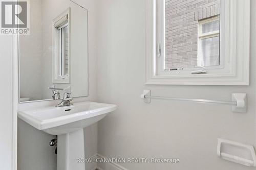 277 Wesmina Avenue, Whitchurch-Stouffville, ON - Indoor Photo Showing Bathroom