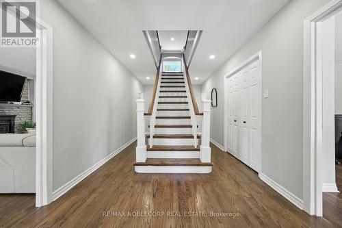 2037 15Th Side Road, New Tecumseth, ON - Indoor Photo Showing Other Room