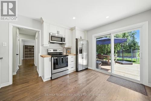 2037 15Th Side Road, New Tecumseth, ON - Indoor Photo Showing Kitchen