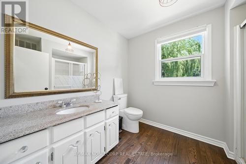 2037 15Th Side Road, New Tecumseth, ON - Indoor Photo Showing Bathroom
