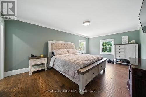 2037 15Th Side Road, New Tecumseth, ON - Indoor Photo Showing Bedroom