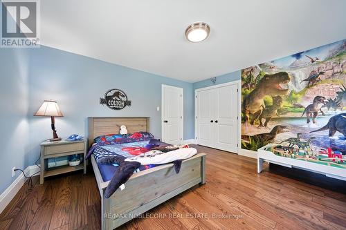 2037 15Th Side Road, New Tecumseth, ON - Indoor Photo Showing Bedroom