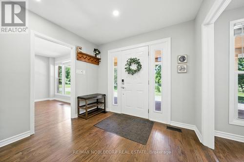 2037 15Th Side Road, New Tecumseth, ON - Indoor Photo Showing Other Room