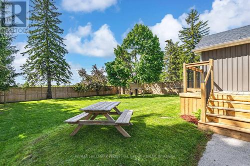 2484 Highway 11 S, Oro-Medonte, ON - Outdoor With Backyard