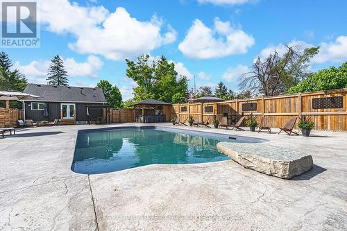 2484 Highway 11 S, Oro-Medonte, ON - Outdoor With In Ground Pool