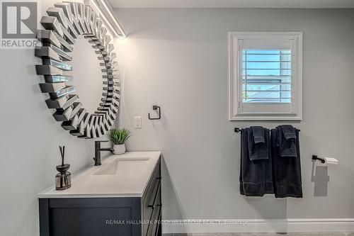 2484 Highway 11 S, Oro-Medonte, ON - Indoor