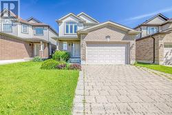 712 BLACKACRES BOULEVARD  London North (North E), ON N6G 0J1