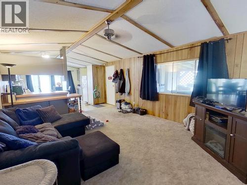 4 950 Anderson Drive, Quesnel, BC - Indoor