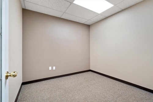 #2-2727 Quadra St, Victoria, BC 