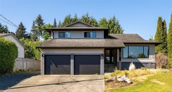 1732 Penfield Rd Campbell River, BC V9W 7R4
