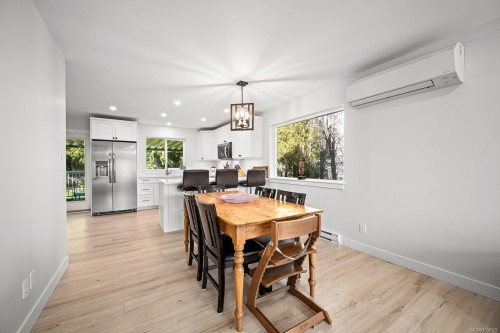 1732 Penfield Rd, Campbell River, BC 