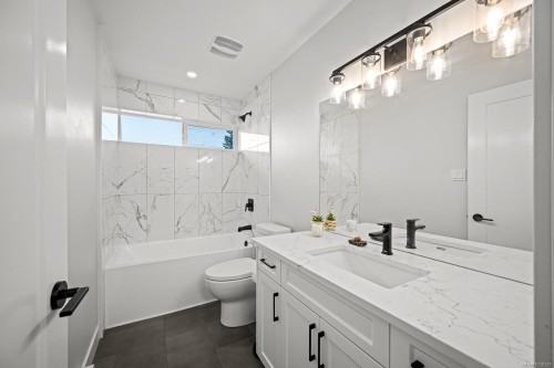 1732 Penfield Rd, Campbell River, BC 