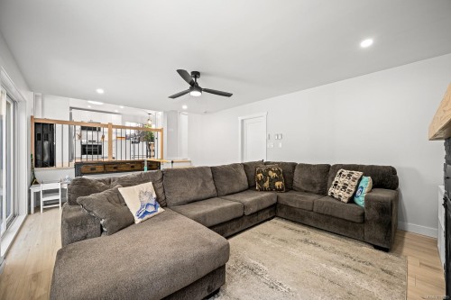 1732 Penfield Rd, Campbell River, BC 