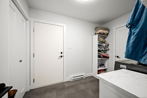 1732 Penfield Rd, Campbell River, BC 