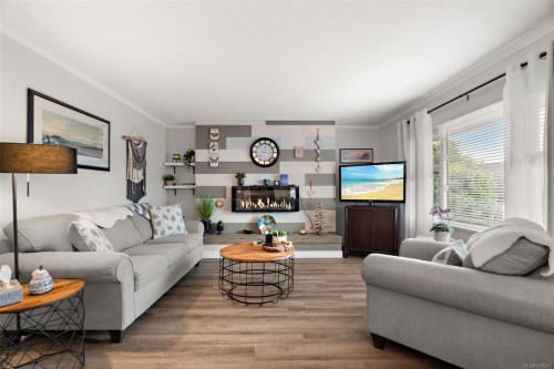 #4-961 Trunk Rd, Duncan, BC 