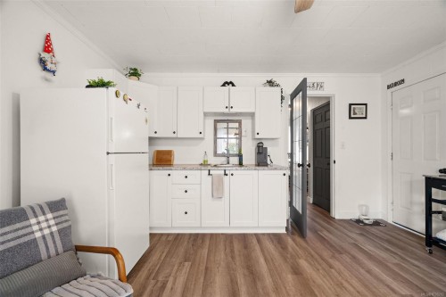 #4-961 Trunk Rd, Duncan, BC 