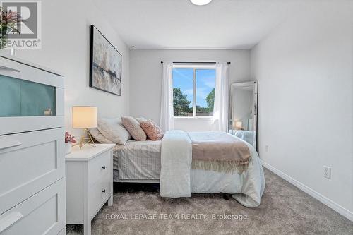 320 Wiffen Private, Ottawa, ON - Indoor Photo Showing Bedroom