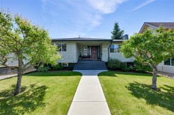1341 Lyall St  Esquimalt, BC V9A 5H5