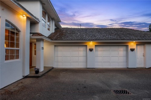 725 Thulin St, Campbell River, BC 