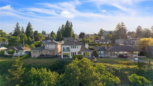 725 Thulin St, Campbell River, BC 
