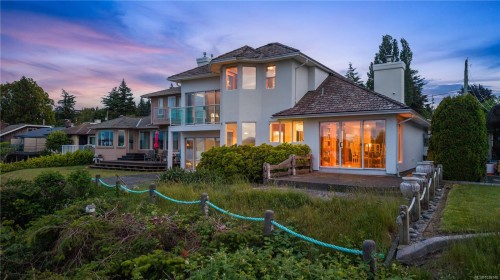 725 Thulin St, Campbell River, BC 