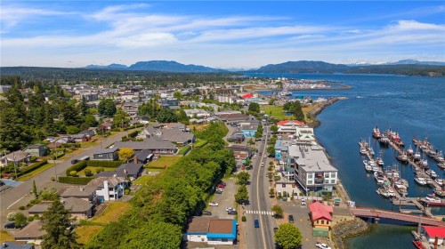725 Thulin St, Campbell River, BC 