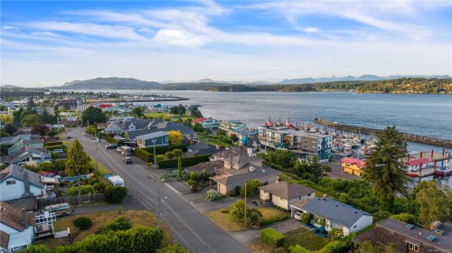 725 Thulin St, Campbell River, BC 