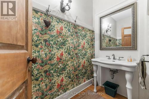 1330 Barries Side Road N, Drummond/North Elmsley, ON - Indoor Photo Showing Bathroom