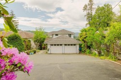 7014 Brentwood Dr Central Saanich, BC V8M 1B4