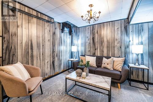 1347 Mary Street N, Oshawa (Samac), ON - Indoor Photo Showing Other Room