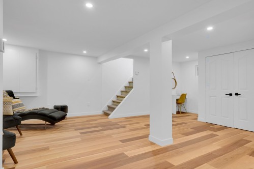 Salle familiale - 175 Rue L'Allier, Laval (Sainte-Rose), QC - Indoor Photo Showing Other Room