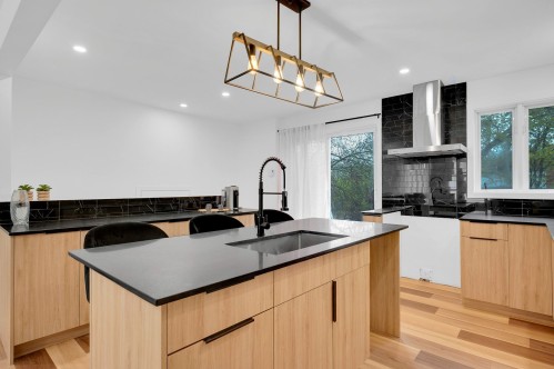 Cuisine - 175 Rue L'Allier, Laval (Sainte-Rose), QC - Indoor Photo Showing Kitchen