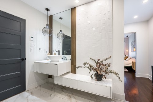 Salle de bains attenante à la CCP - 6005 Rue De Marseille, Montréal (Mercier/Hochelaga-Maisonneuve), QC - Indoor