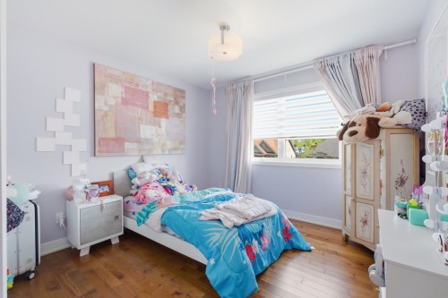 Chambre à coucher - 267 Rue Capes, Saint-Constant, QC - Indoor Photo Showing Bedroom