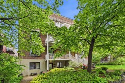 963 Av. Rockland Montréal (Outremont), QC H2V 3A3