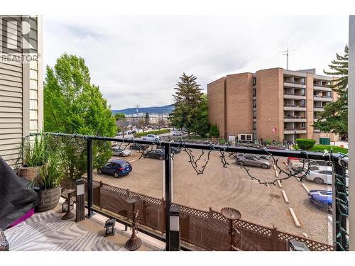 240 Wade Avenue W Avenue Unit# 305, Penticton, BC - Outdoor