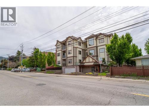 240 Wade Avenue W Avenue Unit# 305, Penticton, BC - Outdoor