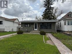 936 Wallace STREET  Regina, SK S4N 3Y5