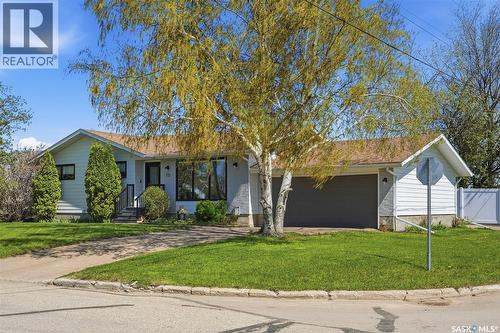 112 8Th Avenue E, Watrous, SK - Outdoor With Facade