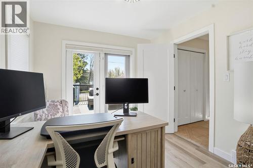112 8Th Avenue E, Watrous, SK - Indoor Photo Showing Office